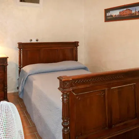 Renata 193s Lejlighed Sanremo
